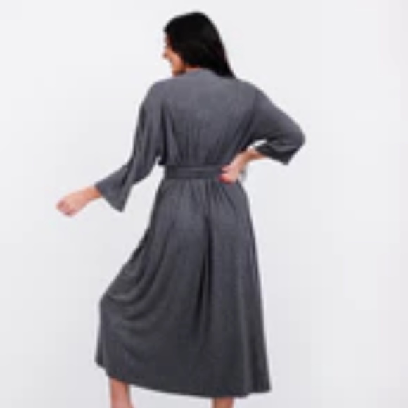 Nesting Olive - Ribbed Charcoal Robe (S/M) - Picture 2 of 7